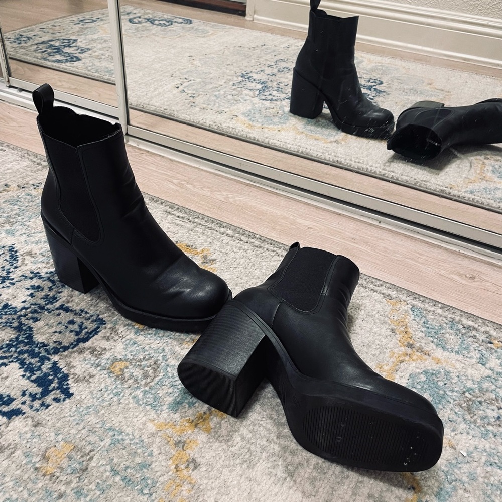 Black Chunky Heel H&M Ankle Booties